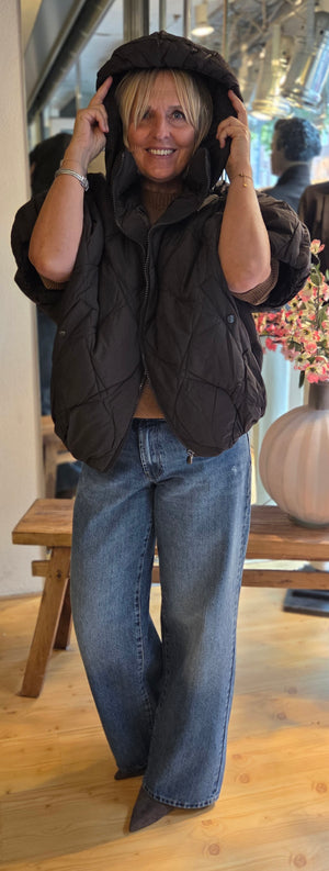 Bodywarmer capuchon bruin