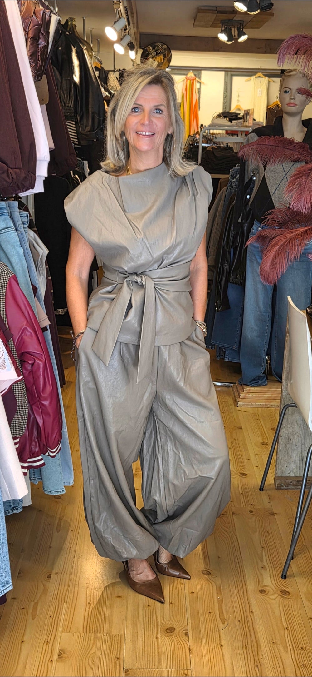 Ambika faux leather ballonpant