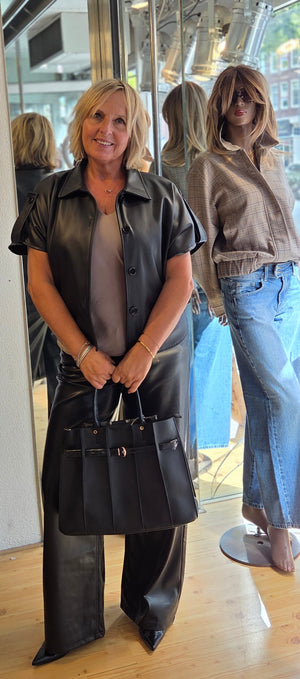 Blouse/vest faux leather zwart